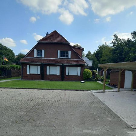 *Engels - Ferienwohnungen Krummhörn Extérieur photo