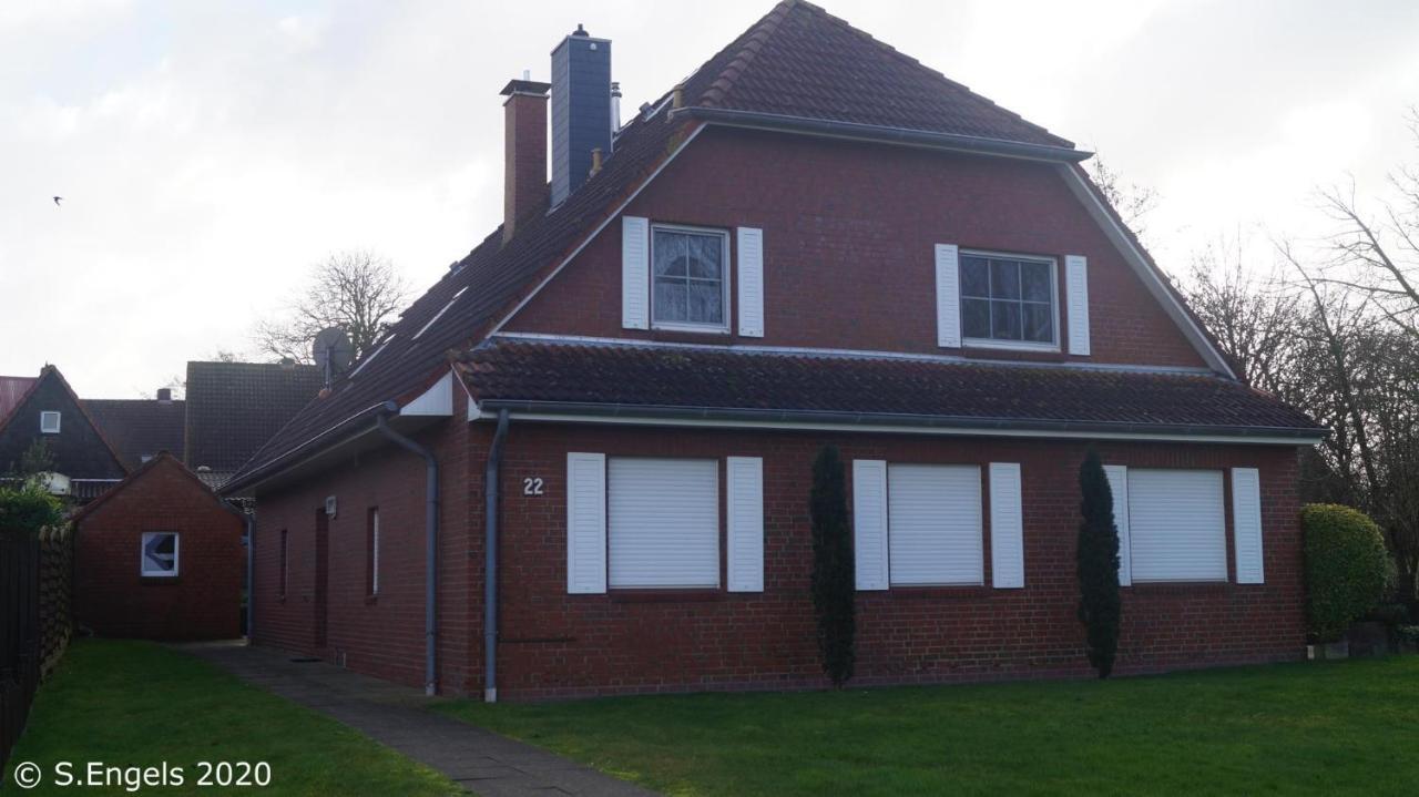 *Engels - Ferienwohnungen Krummhörn Extérieur photo