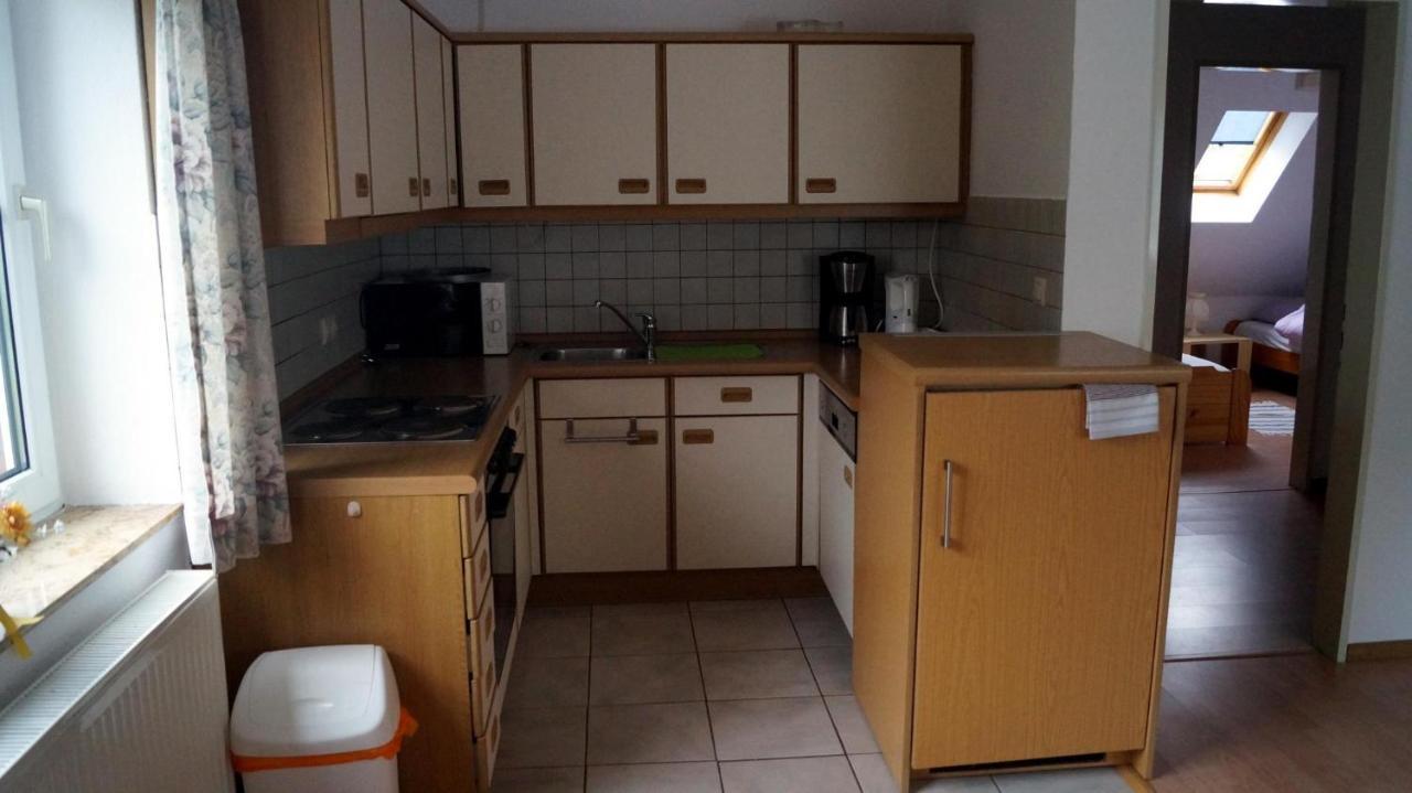 *Engels - Ferienwohnungen Krummhörn Extérieur photo
