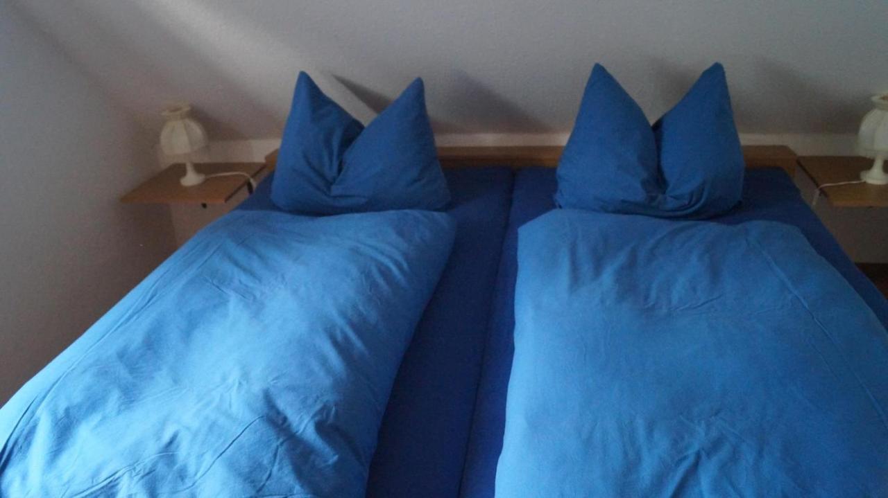 *Engels - Ferienwohnungen Krummhörn Extérieur photo
